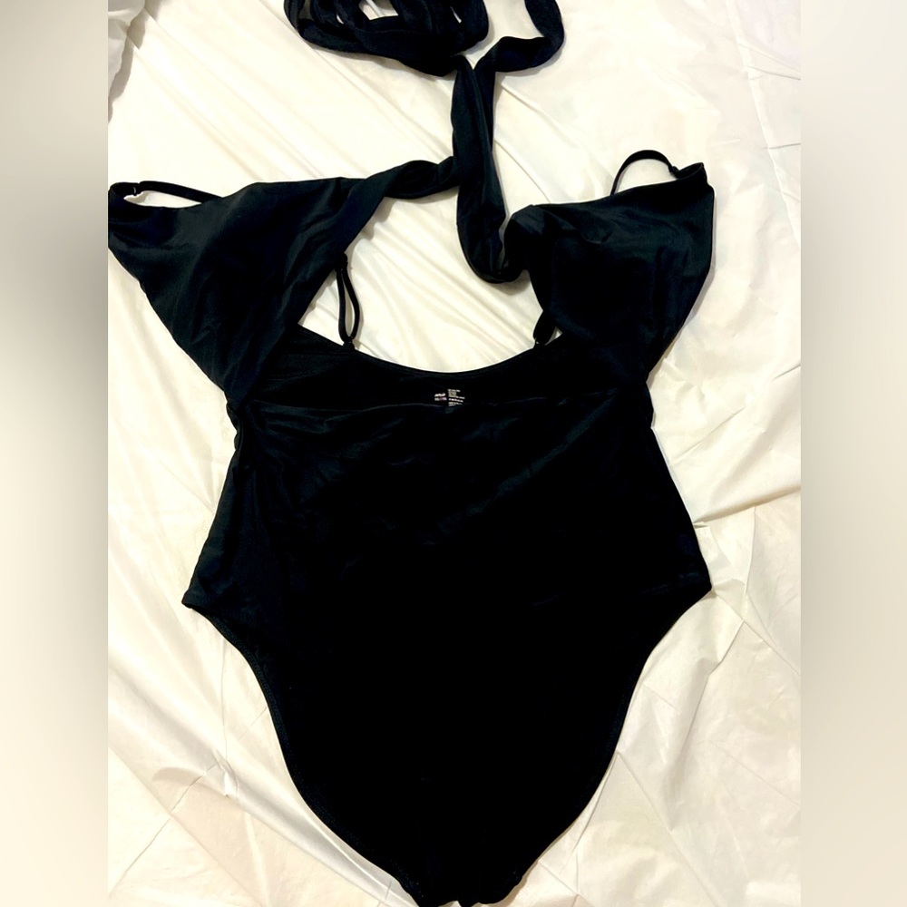 Bathing suit